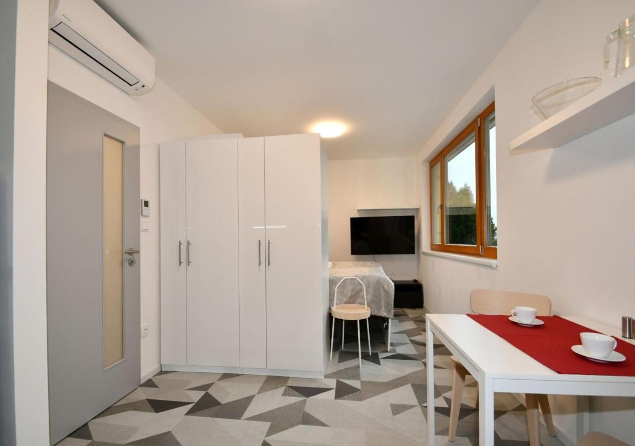 Efi Residence Holzova 28 Brno Exterior foto