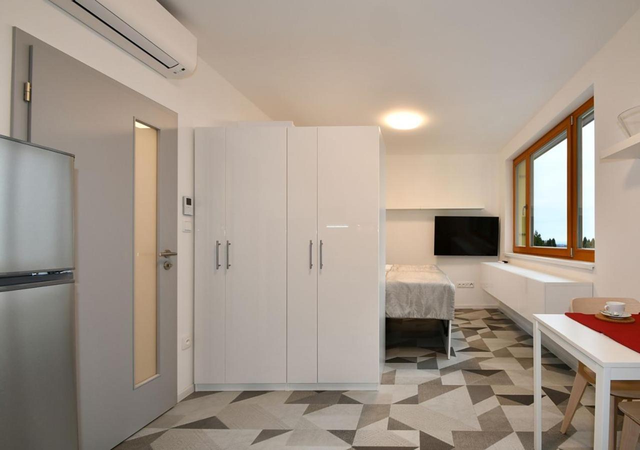 Efi Residence Holzova 28 Brno Exterior foto